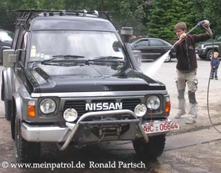 Tim, w&auml;scht, Fumoruso, trailer, Anh&auml;nger, Jeep, jeep, Cherokee, cherokee, KK, kk, 2.8 CRD, Nissan, nissan, Patrol, patrol, Safari, safari, Patrol GR, patrol gr, Safari GR, safari gr, GR, gr, KR, kr, Patrol GQ, patrol gq, Safari GQ, safari gq, GQ, gq, Y60, y60, JRY60, jry60, JRLY60, jrly60, VRGY60, vrgy60, ARGY60, argy60, TD42, td42, 4.2-Liter, 4.2 Litre, 4.2 litre, 4,2-Liter, Sechszylinder, Inlinesix, inlinesix, high roof, Hochdach, Jeep, jeep, Wrangler, wrangler, TJ, tj, Yamaha, Kodiak, yamaha, kodiak, 4x4, 4WD, 4wd, four wheel drive, AWD, awd, Offroad, offroad, Off Road, OFF ROAD, off road, offroader, Allradler, Allradantrieb, Gel&auml;ndeuntersetzung, Reduktion, low gears, Differenzialsperre, Differentialsperre, locker, Gelaendewagen, Gel&auml;ndewagen, Reisen, reisen, travel, Expedition, expedition, Tour, tour, Tuning, tuning, tune, Zubeh&ouml;r, equipment