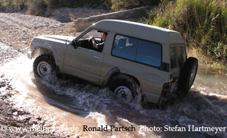 Nissan, nissan, Patrol, patrol, Safari, safari, Patrol GR, patrol gr, Safari GR, safari gr, GR, gr, KR, kr, Patrol GQ, patrol gq, Safari GQ, safari gq, GQ, gq, Y60, y60, JRY60, jry60, JRLY60, jrly60, VRGY60, vrgy60, ARGY60, argy60, TD42, td42, 4.2-Liter, 4.2 Litre, 4.2 litre, 4,2-Liter, Sechszylinder, Inlinesix, inlinesix, high roof, Hochdach, Jeep, jeep, Wrangler, wrangler, TJ, tj, Yamaha, Kodiak, yamaha, kodiak, 4x4, 4WD, 4wd, four wheel drive, AWD, awd, Offroad, offroad, Off Road, OFF ROAD, off road, offroader, Allradler, Allradantrieb, Gel&auml;ndeuntersetzung, Reduktion, low gears, Differenzialsperre, Differentialsperre, locker, Gelaendewagen, Gel&auml;ndewagen, Reisen, reisen, travel, Expedition, expedition, Tour, tour, Tuning, tuning, tune, Zubeh&ouml;r, equipment