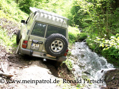 Fumosito, Vaser-Tal, Viseu de Sus, Rum&auml;nien, romania, roumania, Nissan, nissan, Patrol, patrol, Safari, safari, Patrol GR, patrol gr, Safari GR, safari gr, GR, gr, KR, kr, Patrol GQ, patrol gq, Safari GQ, safari gq, GQ, gq, Y60, y60, JRY60, jry60, JRLY60, jrly60, VRGY60, vrgy60, ARGY60, argy60, TD42, td42, 4.2-Liter, 4.2 Litre, 4.2 litre, 4,2-Liter, Sechszylinder, Inlinesix, inlinesix, high roof, Hochdach, Jeep, jeep, Wrangler, wrangler, TJ, tj, Yamaha, Kodiak, yamaha, kodiak, 4x4, 4WD, 4wd, four wheel drive, AWD, awd, Offroad, offroad, Off Road, OFF ROAD, off road, offroader, Allradler, Allradantrieb, Gel&auml;ndeuntersetzung, Reduktion, low gears, Differenzialsperre, Differentialsperre, locker, Gelaendewagen, Gel&auml;ndewagen, Reisen, reisen, travel, Expedition, expedition, Tour, tour, Tuning, tuning, tune, Zubeh&ouml;r, equipment