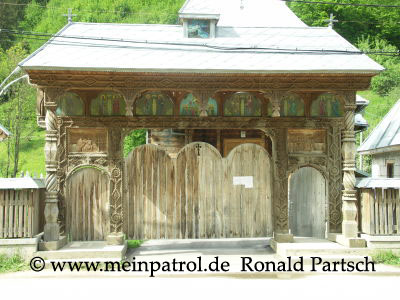 Fumosito, Vaser-Tal, Viseu de Sus, Rum&auml;nien, romania, roumania, Nissan, nissan, Patrol, patrol, Safari, safari, Patrol GR, patrol gr, Safari GR, safari gr, GR, gr, KR, kr, Patrol GQ, patrol gq, Safari GQ, safari gq, GQ, gq, Y60, y60, JRY60, jry60, JRLY60, jrly60, VRGY60, vrgy60, ARGY60, argy60, TD42, td42, 4.2-Liter, 4.2 Litre, 4.2 litre, 4,2-Liter, Sechszylinder, Inlinesix, inlinesix, high roof, Hochdach, Jeep, jeep, Wrangler, wrangler, TJ, tj, Yamaha, Kodiak, yamaha, kodiak, 4x4, 4WD, 4wd, four wheel drive, AWD, awd, Offroad, offroad, Off Road, OFF ROAD, off road, offroader, Allradler, Allradantrieb, Gel&auml;ndeuntersetzung, Reduktion, low gears, Differenzialsperre, Differentialsperre, locker, Gelaendewagen, Gel&auml;ndewagen, Reisen, reisen, travel, Expedition, expedition, Tour, tour, Tuning, tuning, tune, Zubeh&ouml;r, equipment