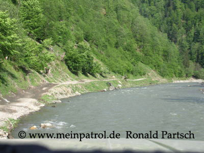 Fumosito, Vaser-Tal,Viseu de Sus, Rum&auml;nien, romania, roumania, Nissan, nissan, Patrol, patrol, Safari, safari, Patrol GR, patrol gr, Safari GR, safari gr, GR, gr, KR, kr, Patrol GQ, patrol gq, Safari GQ, safari gq, GQ, gq, Y60, y60, JRY60, jry60, JRLY60, jrly60, VRGY60, vrgy60, ARGY60, argy60, TD42, td42, 4.2-Liter, 4.2 Litre, 4.2 litre, 4,2-Liter, Sechszylinder, Inlinesix, inlinesix, high roof, Hochdach, Jeep, jeep, Wrangler, wrangler, TJ, tj, Yamaha, Kodiak, yamaha, kodiak, 4x4, 4WD, 4wd, four wheel drive, AWD, awd, Offroad, offroad, Off Road, OFF ROAD, off road, offroader, Allradler, Allradantrieb, Gel&auml;ndeuntersetzung, Reduktion, low gears, Differenzialsperre, Differentialsperre, locker, Gelaendewagen, Gel&auml;ndewagen, Reisen, reisen, travel, Expedition, expedition, Tour, tour, Tuning, tuning, tune, Zubeh&ouml;r, equipment