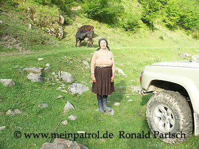 Fumosito, Vaser-Tal, Viseu de Sus, Rum&auml;nien, romania, roumania, Nissan, nissan, Patrol, patrol, Safari, safari, Patrol GR, patrol gr, Safari GR, safari gr, GR, gr, KR, kr, Patrol GQ, patrol gq, Safari GQ, safari gq, GQ, gq, Y60, y60, JRY60, jry60, JRLY60, jrly60, VRGY60, vrgy60, ARGY60, argy60, TD42, td42, 4.2-Liter, 4.2 Litre, 4.2 litre, 4,2-Liter, Sechszylinder, Inlinesix, inlinesix, high roof, Hochdach, Jeep, jeep, Wrangler, wrangler, TJ, tj, Yamaha, Kodiak, yamaha, kodiak, 4x4, 4WD, 4wd, four wheel drive, AWD, awd, Offroad, offroad, Off Road, OFF ROAD, off road, offroader, Allradler, Allradantrieb, Gel&auml;ndeuntersetzung, Reduktion, low gears, Differenzialsperre, Differentialsperre, locker, Gelaendewagen, Gel&auml;ndewagen, Reisen, reisen, travel, Expedition, expedition, Tour, tour, Tuning, tuning, tune, Zubeh&ouml;r, equipment