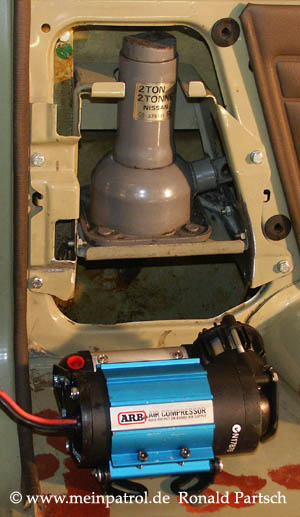 ARB, arb, Kompressor, Compressor, compressor, CKMA12, Australien, australia, Nissan, nissan, Patrol, patrol, Safari, safari, Patrol GR, patrol gr, Safari GR, safari gr, GR, gr, KR, kr, Patrol GQ, patrol gq, Safari GQ, safari gq, GQ, gq, Y60, y60, JRY60, jry60, JRLY60, jrly60, VRGY60, vrgy60, ARGY60, argy60, TD42, td42, 4.2-Liter, 4.2 Litre, 4.2 litre, 4,2-Liter, Sechszylinder, Inlinesix, inlinesix, high roof, Hochdach, Jeep, jeep, Wrangler, wrangler, TJ, tj, Yamaha, Kodiak, yamaha, kodiak, 4x4, 4WD, 4wd, four wheel drive, AWD, awd, Offroad, offroad, Off Road, OFF ROAD, off road, offroader, Allradler, Allradantrieb, Gel&auml;ndeuntersetzung, Reduktion, low gears, Differenzialsperre, Differentialsperre, locker, Gelaendewagen, Gel&auml;ndewagen, Reisen, reisen, travel, Expedition, expedition, Tour, tour, Tuning, tuning, tune, Zubeh&ouml;r, equipment